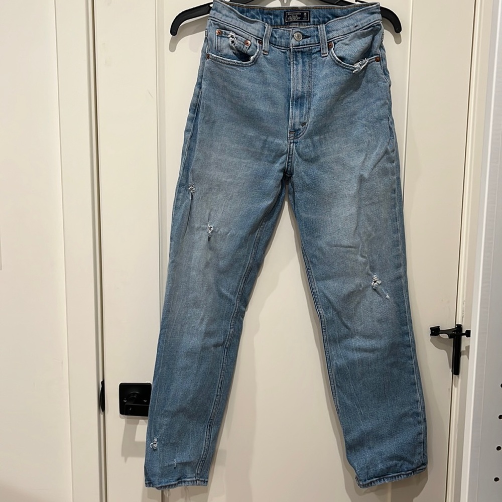 Abercrombie and Fitch High Rise Mom Jeans